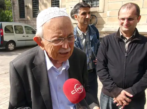 Gazeteci İsmail Er'in Babası Son Yolculuğuna Uğurlandı