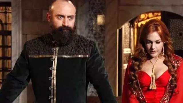 Halit Ergenç'ten Kösem Açıklaması: Ölüyü Diriltmezler Halit Ergenç'ten Kösem Açıklaması: Ölüyü Diriltmezler