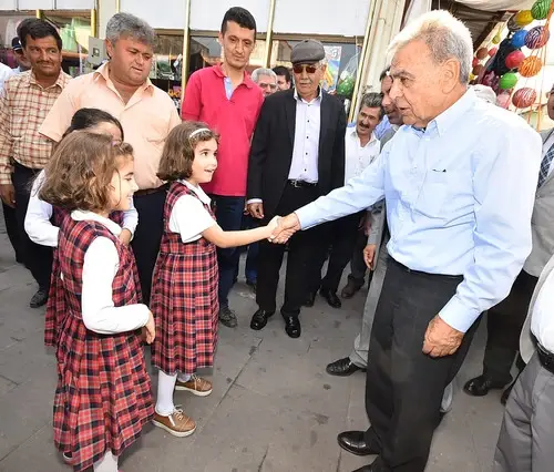 Başkan Kocaoğlu: Hizmetle Siyaseti Hiçbir Zaman Birbirine Karıştırmadık Başkan Kocaoğlu: Hizmetle Siyaseti Hiçbir Zaman Birbirine Karıştırmadık