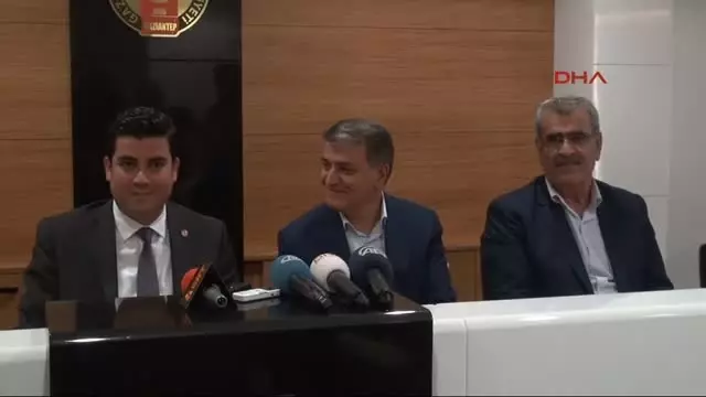 Gaziantep - Hdp'li Toğrul: AK Parti Tek Başına İktidar Olamayacak Gaziantep - Hdp'li Toğrul: AK Parti Tek Başına İktidar Olamayacak