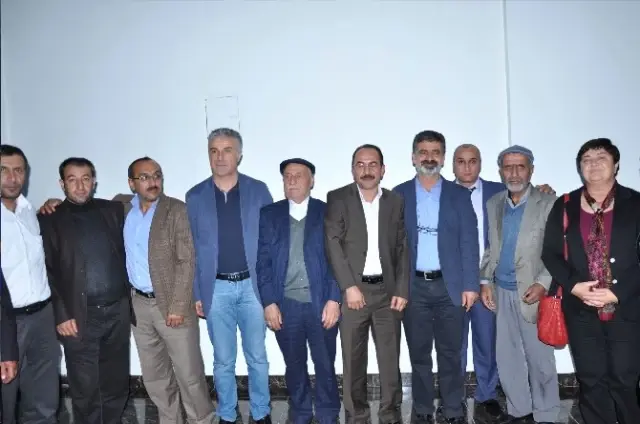 Hdp Milletvekili Adayı Osman Demirci 'Şehircilik Projeleri İnsan Odaklı Olmalı' Hdp Milletvekili Adayı Osman Demirci 'Şehircilik Projeleri İnsan Odaklı Olmalı'