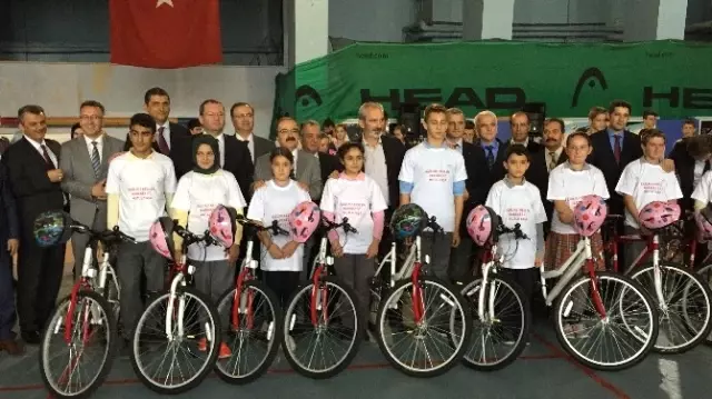 Türkiye Sağlıklı Beslenme ve Hareketli Yaşam Programı' Kapsamında Bisiklet Dağıtım Programı... Türkiye Sağlıklı Beslenme ve Hareketli Yaşam Programı' Kapsamında Bisiklet Dağıtım Programı...