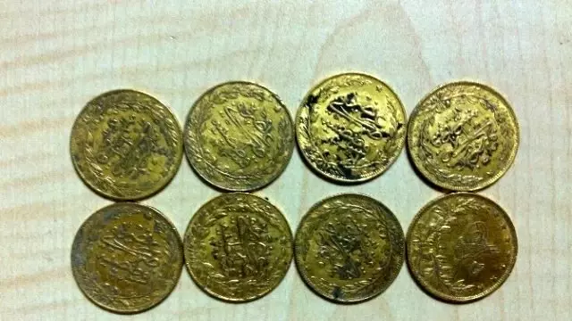 Okul Hafriyatindan Altin Sikke Cikti Bulanlarin Basi Yandi Sivas