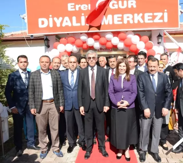 AK Parti'li İnceöz: Dünyanın En Güçlü Ülkesi Sağlık Sistemimizi Uygulayamıyor