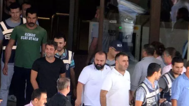 Ünlü İsimler Ünlü İsimler