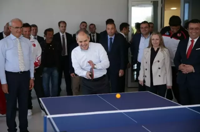 Bakan Kılıç, Atakum Gençlik Merkezi'ni Açtı