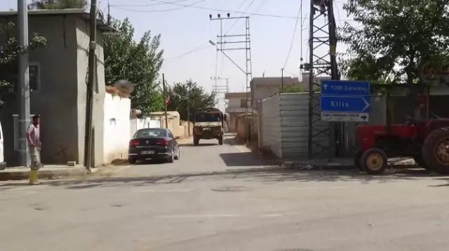 Işid'e Katılmak Üzere Suriye'ye Gitmeye Çalışan 9 Kişi Yakalandı Işid'e Katılmak Üzere Suriye'ye Gitmeye Çalışan 9 Kişi Yakalandı