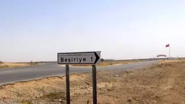 Işid'e Katılmak Üzere Suriye'ye Gitmeye Çalışan 9 Kişi Yakalandı Işid'e Katılmak Üzere Suriye'ye Gitmeye Çalışan 9 Kişi Yakalandı