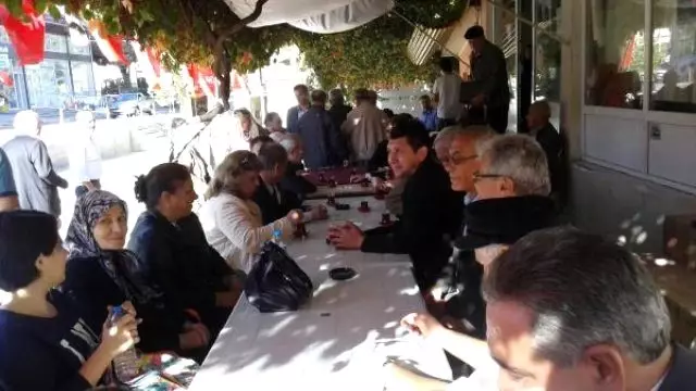 CHP'li Levent Gök: AKP ve 'Saray', Ülkemizi Kaosa Sürüklemişlerdir CHP'li Levent Gök: AKP ve 'Saray', Ülkemizi Kaosa Sürüklemişlerdir
