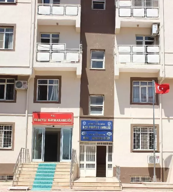 Işid'e Katılmak Üzere Suriye'ye Gitmeye Çalışan 3 Kişi Yakalandı Işid'e Katılmak Üzere Suriye'ye Gitmeye Çalışan 3 Kişi Yakalandı