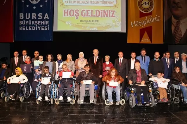 Ev Hanımları Sertifikalarına Kavuştu Ev Hanımları Sertifikalarına Kavuştu