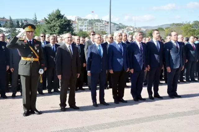29 Ekim Töreninde Küslük İddiası