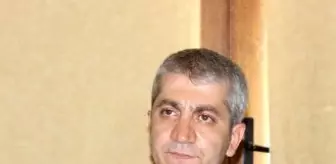 Yavuz Temizer: Temizer'den Yılmaz'a: MHP'yi Düşürmeye Çalışacağına Gitsin Doları Düşürsün Yavuz Temizer: Temizer'den Yılmaz'a: MHP'yi Düşürmeye Çalışacağına Gitsin Doları Düşürsün