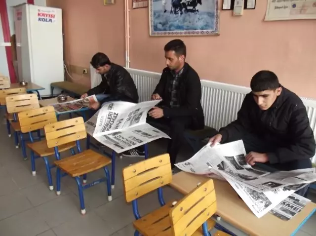 Yerel Gazete Al, Altın Kazan' Kampanyası Ekim Ayı Ödülü Verildi Yerel Gazete Al, Altın Kazan' Kampanyası Ekim Ayı Ödülü Verildi
