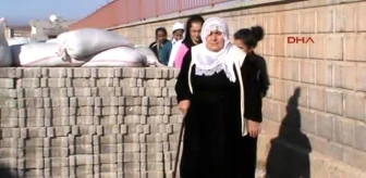 Şırnak Silopi'de Halk, Hendekleri Geçerek Oy Kullandı