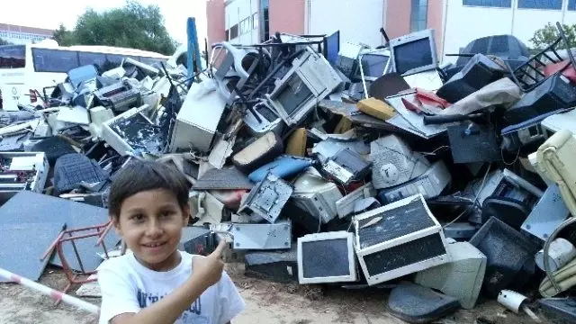 Teknoloji de Teknolojiye Yenik Düştü Teknoloji de Teknolojiye Yenik Düştü