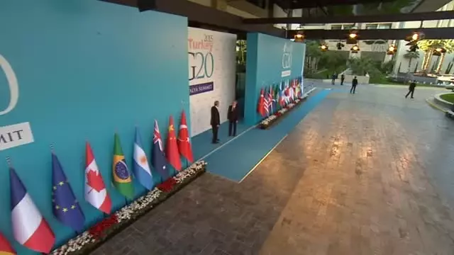 Cumhurbaşkanı Erdoğan, Konukları Karşıladı (1) Cumhurbaşkanı Erdoğan, Konukları Karşıladı (1)