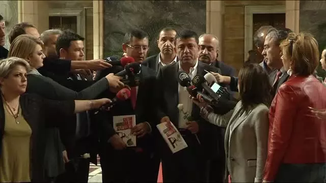 Milletvekilleri Kayıt Yaptırıyor - Chpli Özel ve Ağbaba