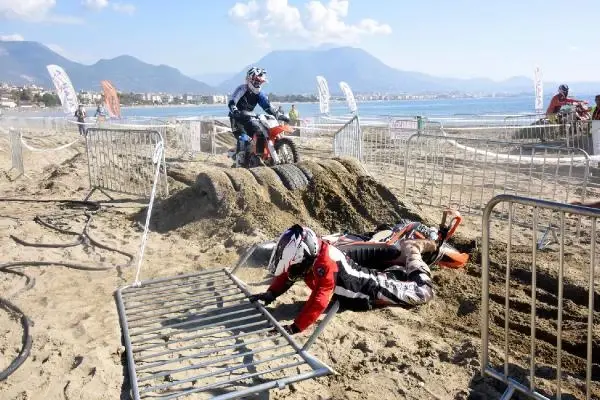 Alanya'da Motokros Heyecanı