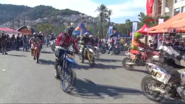 Alanya'da Motokros Heyecanı