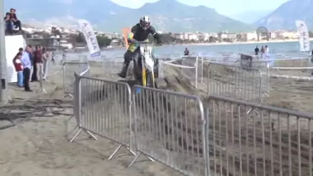 Red Arena 2015 Enduro Yarışı