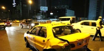 Mecidiyeköy'de Trafik Kazası: 2 Yaralı