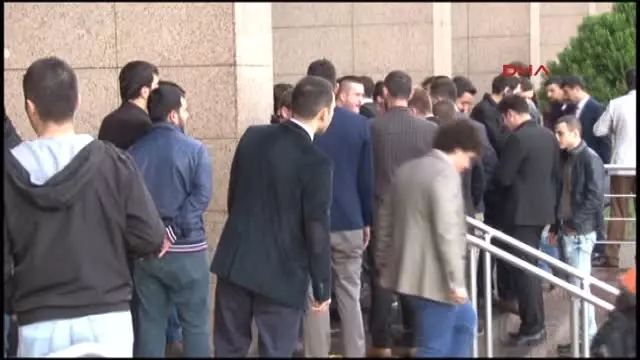 Ege Üniversitesi'nde Karşıt Görüşlü Öğrencilerin Cinayetle Biten Kavgasının Duruşması Başladı