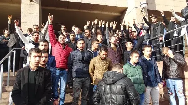 Ege Üniversitesi'ndeki Fırat Çakıroğlu Cinayeti Davası Başladı