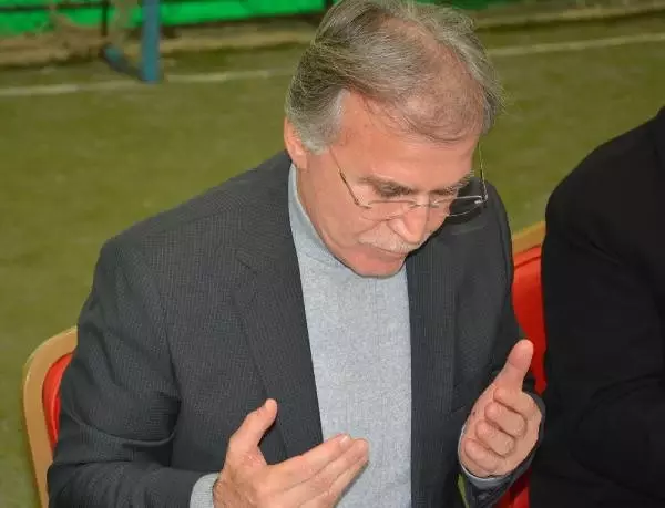 Ak Partili Şahin: Dündar ve Gül'ün Tutuklanmaları Siyasi Değil