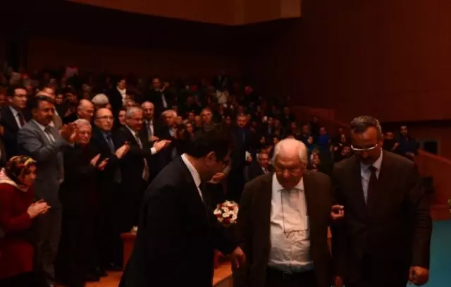 'Sükutun Sureti Nuri Pakdil Belgeselinin Galası Yapıldı