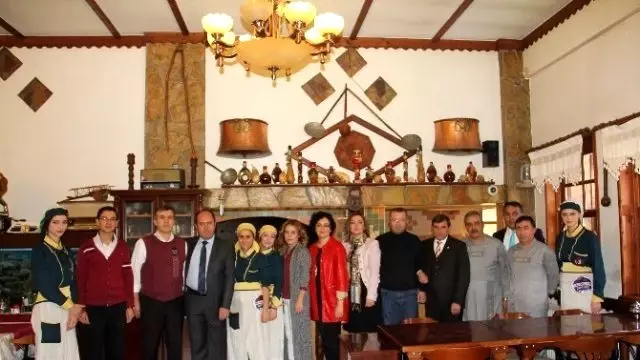 Ünlü Gurmeler Çorum'da Ünlü Gurmeler Çorum'da