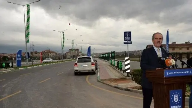 Nosab Köprüsü ve Bağlantı Yolları Ulaşıma Açıldı Nosab Köprüsü ve Bağlantı Yolları Ulaşıma Açıldı