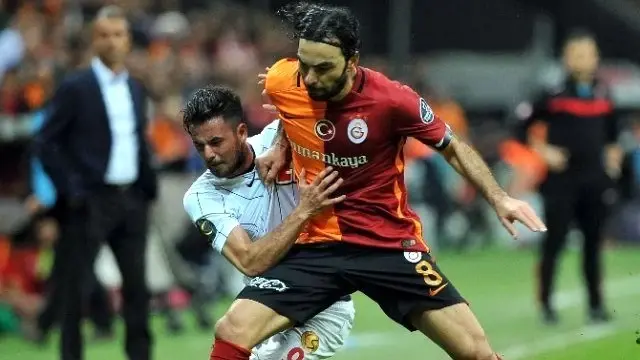 Galatasaray Da Sari Kart Alarmi Hangi Oyuncular Ceza Sinirinda Goal Com