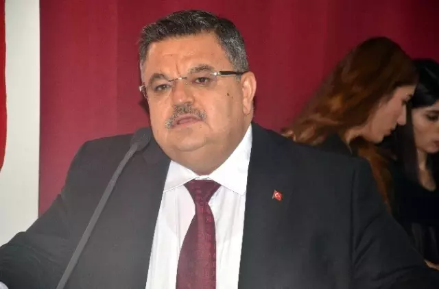 Şeyh Edebali Üniversitesinde Kütüphaneye Katkıda Bulunanlara Plaket