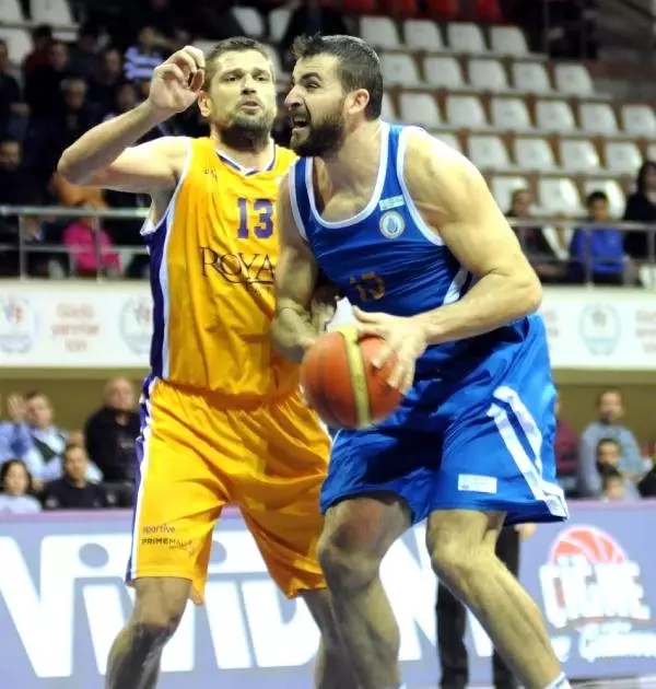 Royal Halı Gaziantepİstanbul Büyükşehir Belediyespor 7165 Haberler