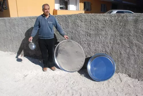 Seyyar Kalaycılar İl İl Gezerek Mesleği Yaşatmaya Çalışıyor
