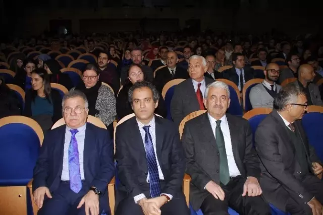 Prof. Dr Durmuş Günay, Sezai Karakoç'u Anlattı Prof. Dr Durmuş Günay, Sezai Karakoç'u Anlattı