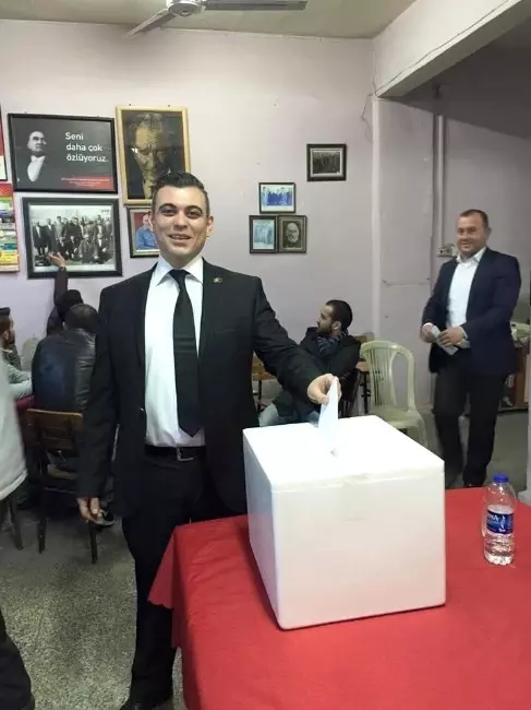 Sarıgöl CHP İlçe Gençlik Kolları Kongresi Yapıldı Sarıgöl CHP İlçe Gençlik Kolları Kongresi Yapıldı