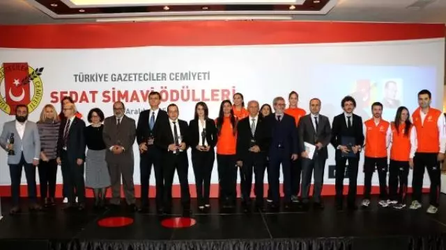 Tgc Sedat Simavi Ödülleri Sahiplerini Buldu... Tgc Sedat Simavi Ödülleri Sahiplerini Buldu...