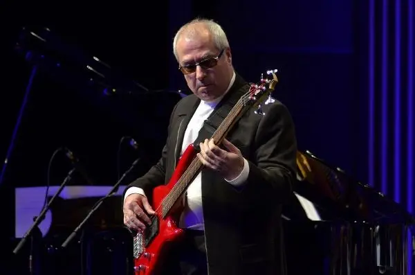 The Royal Philharmonic Orchestra'dan Sezen Aksu Yorumu...
