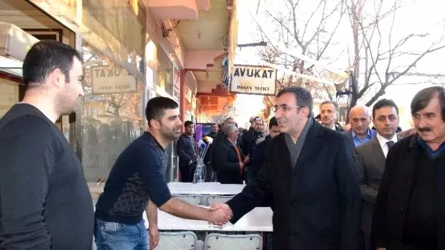 Bakan Yılmaz, Deprem Bölgesinde İncelemede Bulundu
