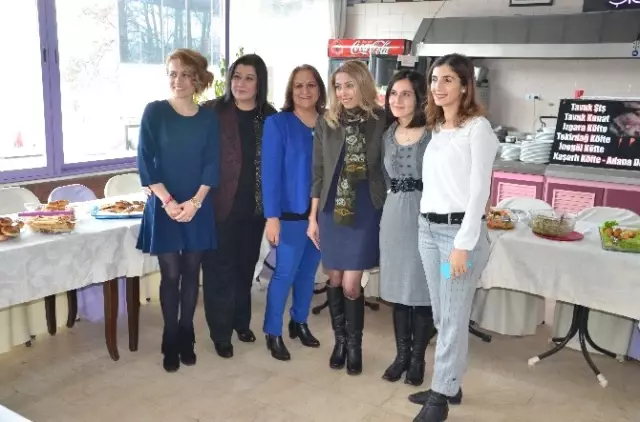 Thd'den Öğrencilere Yardım Kermesi Thd'den Öğrencilere Yardım Kermesi