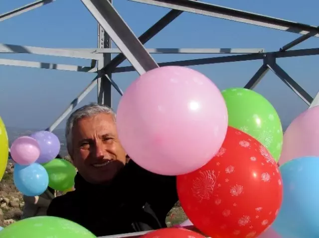 Çeşme'de Res'lere Balonlu Tepki