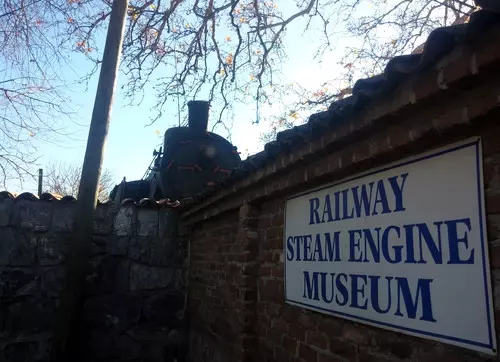 Türkiye'nin Tek, Avrupa'nın Sayılı Açıkhava Lokomotif Müzesi 1866'ya Dayanıyor Türkiye'nin Tek, Avrupa'nın Sayılı Açıkhava Lokomotif Müzesi 1866'ya Dayanıyor