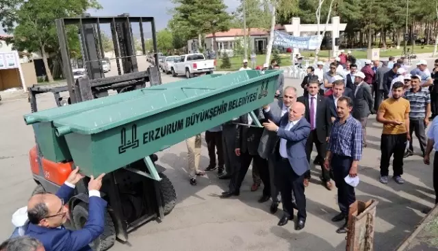 Sekmen: 'Erzurum'da 2015'te Hizmetlerimizle Zirveye Ulaştık' Sekmen: 'Erzurum'da 2015'te Hizmetlerimizle Zirveye Ulaştık'