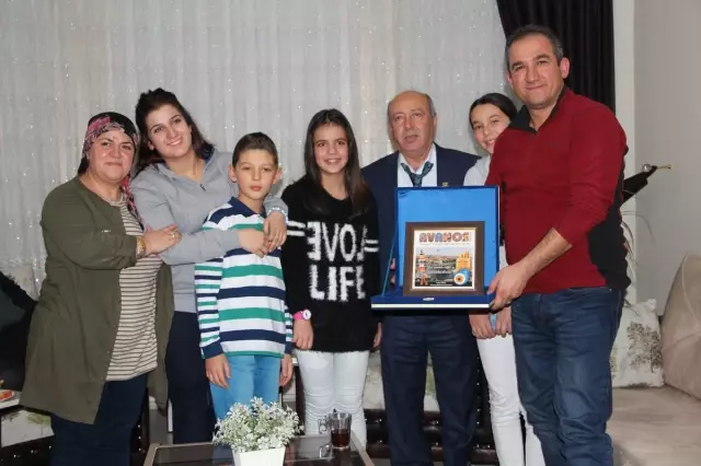 Avanos�ta, Ev Yaptıranlara Hayırlı Olsun Hediyesi haberi fotografı