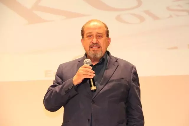 Çolakoğlu, Dünyada ve Türkiye'de Basının Gelişimini Anlattı Çolakoğlu, Dünyada ve Türkiye'de Basının Gelişimini Anlattı