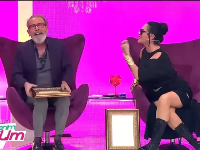 Uğurkan Erez Çıldırdı! 'Anlamıyorlar Ki Kardeşim!' Uğurkan Erez Çıldırdı! 'Anlamıyorlar Ki Kardeşim!'