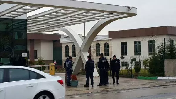 Bursa'da 'Paralel Yapı' Operasyonu Bursa'da 'Paralel Yapı' Operasyonu