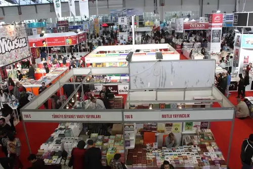Çukurova Kitap Fuarı Bu Yıl Rekor Ziyaretçiyi Ağırladı Çukurova Kitap Fuarı Bu Yıl Rekor Ziyaretçiyi Ağırladı